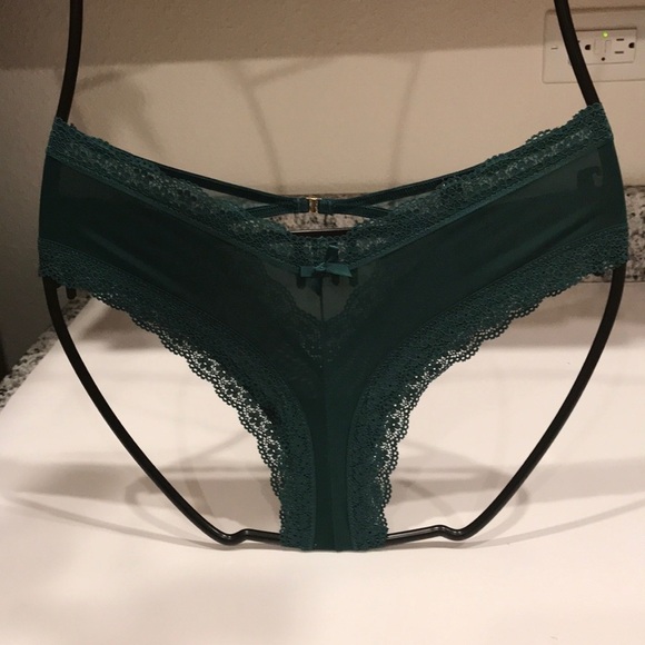 💖 Victoria’s Secret Sexy Cheeky Panty - Picture 2 of 7